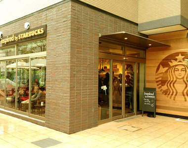 日本第一家販售酒類的星巴克inspired by STARBUCKS