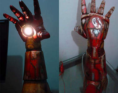 老外自製超逼真《鋼鐵人檯燈》 感覺手掌還能發射出光束啊～ｗｗｗ