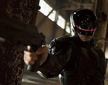 新版機器戰警　兩分鐘預告推出那懷念的銀色回來了?