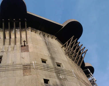 德國高射砲塔　捍衛首都的防空要塞