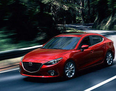 新一代《Mazda3》四門房車版也有性感屁屁～(羞)
