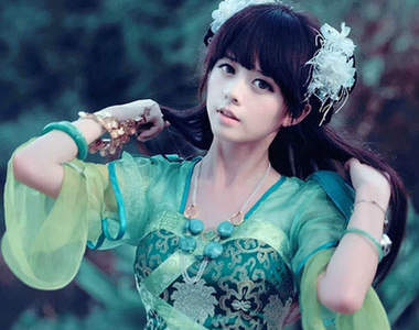 裘曉晨　情歸誅仙扮演碧瑤的正妹COSER