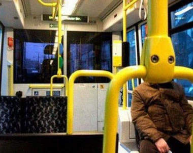 《生活巧合》趴兔 下次拍照要小心了~