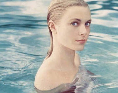 日本網友推《超美女性》瞬間擄獲男性~大家認同嗎？