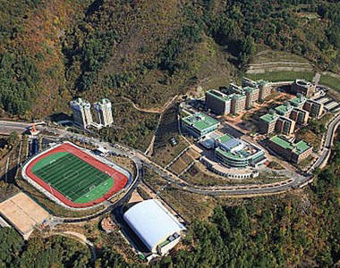 韓《江原大學》超無聊校區 放眼望去都是山山山