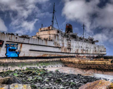 《廢棄郵輪》華麗謝幕後巨大的它又該何去何從？