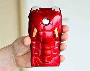 超殺《鋼鐵人iPhone 5保護殼》開箱　感覺裝上後還會發出激光吶~