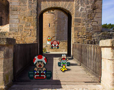 遊戲角色穿越到現實生活　一點都不突兀趴兔