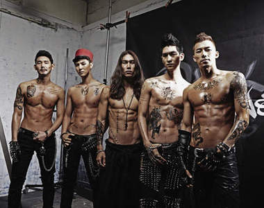 名模猛男團體Darkmans 就是要脫給你看>////<