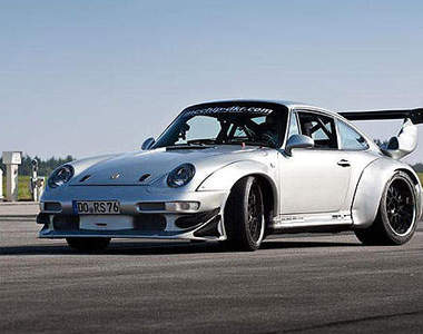 mcchip-dkr改造《保時捷911 GT2》雙渦輪上身超暴力～