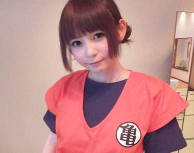 中川翔子X七龍珠　武道服穿在身上真的超卡哇伊～