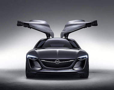 《Opel Monza概念車》帥氣車門等不及要先打開囉～