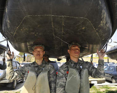 《韓國海軍陸戰隊》頂上功夫可是很重要滴~(我頂)
