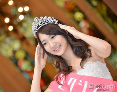 《柏木由紀》3億元婚禮服裝,也太奢侈啦www