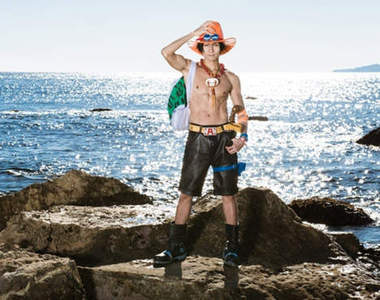 連身材都還原的Cosplay《Usako》