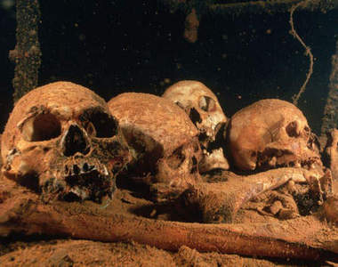 《海底廢墟》太平洋下沉睡70年的二戰遺跡