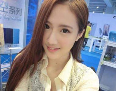 Rocio(蘿西歐) 一雙美腿超修長的美人麻豆