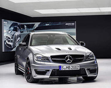 《賓士C63 AMG Edition 507》難道和牛仔褲有什麼關係？(誤)