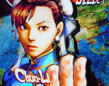 春麗勝利跳　女生高興時原來也都會這樣跳一下