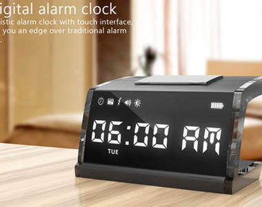 揪恐怖？《電擊鬧鐘》但怎麼有種愈電愈舒服的感覺～（嗯？）