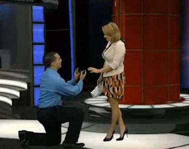 向主播求婚的超級妙招（但要是被拒絕可是慘到爆...）