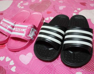 韓國國民拖鞋《三迪達斯》其實是山寨來的？！