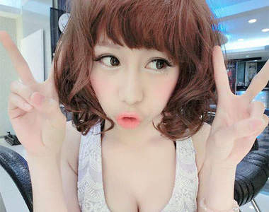 董梓甯（Chloe）　電眼超迷人的LamiGirls美眉