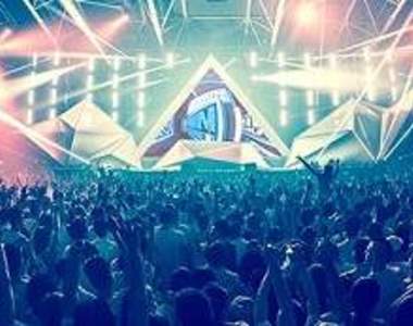 白色派對 ★★第八周年★★帶你進入「炫白未來」