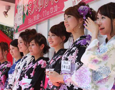 日本最正《浴衣女孩》大家來投票喔↖(￣▽￣")戳戳