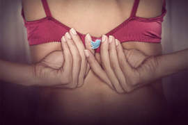 脫內衣 Twitter 竟然也知道 (@[]@!!)