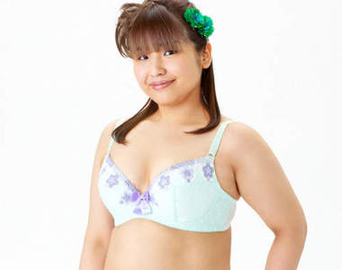 《肉肉女孩專用內衣》以後大尺寸也可以有可愛內衣囉♥