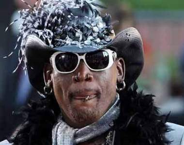 丹尼斯羅德曼訪問北韓  交流籃球文化～