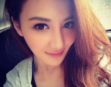 蕭美卡（MinnieMika）來自香港的一位超辣麻豆