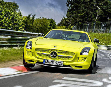 電動超跑《賓士SLS AMG Electric Drive》紐柏林賽道創紀錄囉~