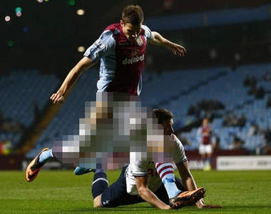 球場《曝光事故》今天的小褲褲顏色是...(//▽//)？