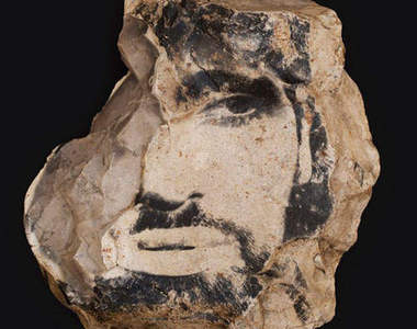 《石頭肖像畫》畫在石頭上也有另一種韻味