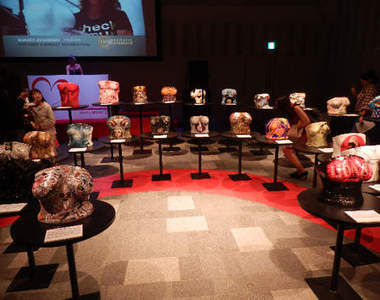 《100種乳房的藝術展》滿足你喝奶渴望(誤)