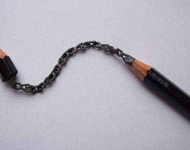 鉛筆《筆芯雕刻》  筆芯雙節棍也能拿來打壞人嗎？