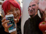 日本三大手機電信商11月暢銷手機調查  iPhone 5s再度稱霸.. 日本三大手機電信商11月暢銷手機調查  iPhone 5s再度稱霸..
