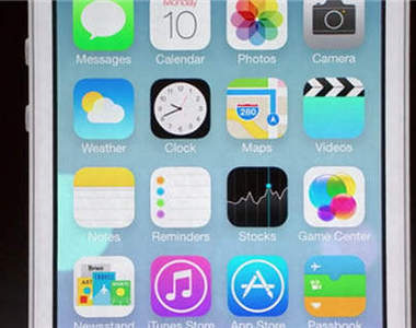 蘋果全新iOS 7正式發佈 帶來前所未有的3D視覺新體驗~