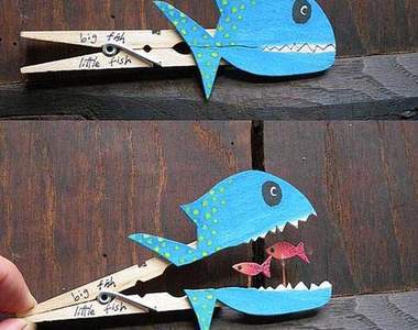 《曬衣夾故事》加上一點圖樣看起來就像張著嘴巴～啊～