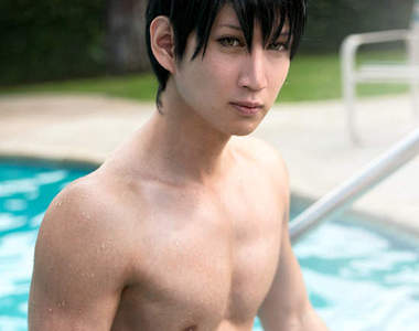 《Okageo》美國Cosplay巧手男Coser連身材都還原