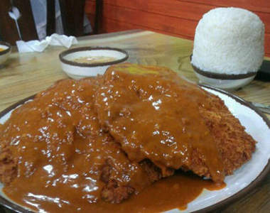 首爾《超大豬排挑戰》5分鐘內吃完可以半年免費～～