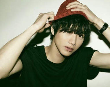 美肌男模《劉敏奎》好想偷捏他的臉頰～