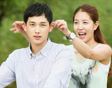 寶兒首部戲劇短片《期待愛情》又打又喊才是她的真性情？