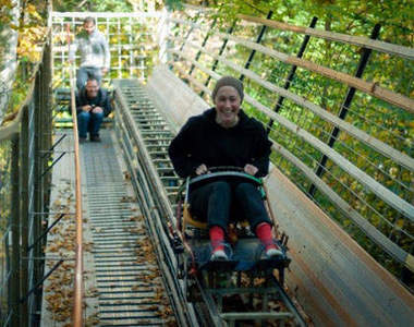 義大利老伯的《手工遊樂場》大概只差沒有雲霄飛車了吧XD