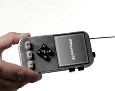 國外惡搞發表蘋果iPhone 5F  居然還能玩經典貪吃蛇耶~www