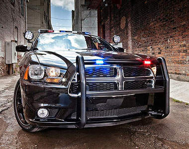 超猛警車《Dodge Charger Pursuit》這可不是賽車遊戲喔
