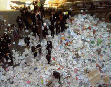 《大考後的紓壓方式》總務主任會崩潰吧XD