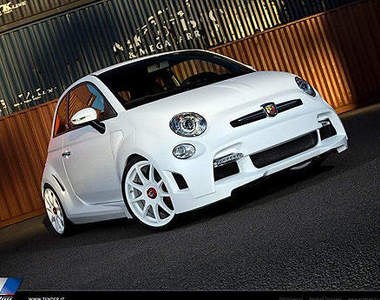 超暴力小可愛《Abarth 500》馬力怒上236匹